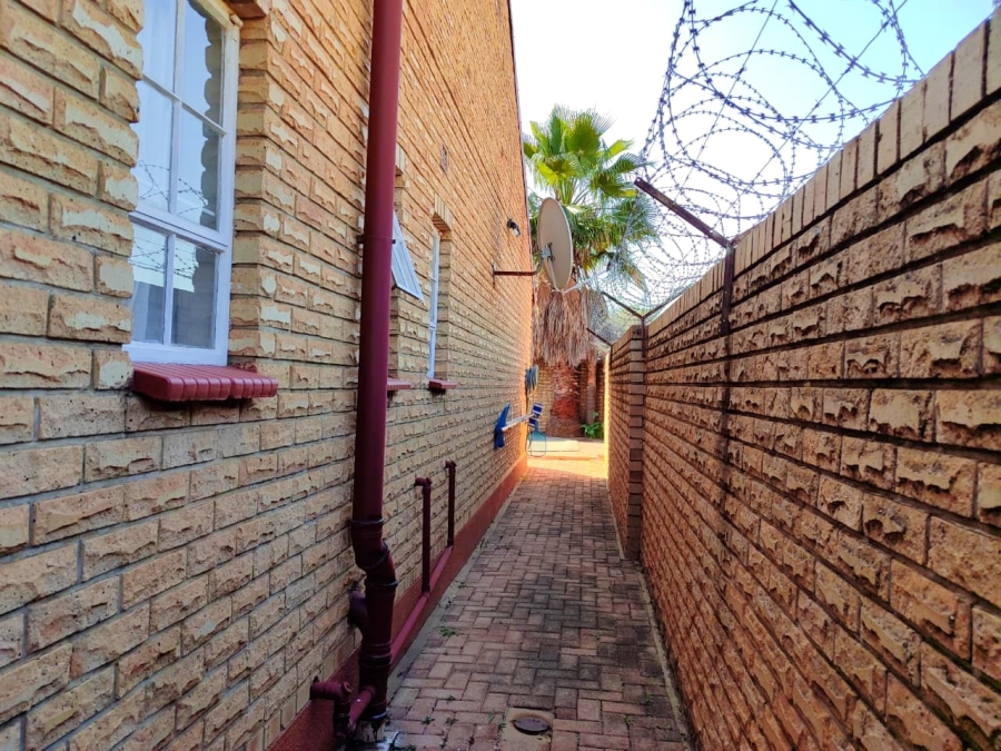 3 Bedroom Property for Sale in Wilkoppies North West